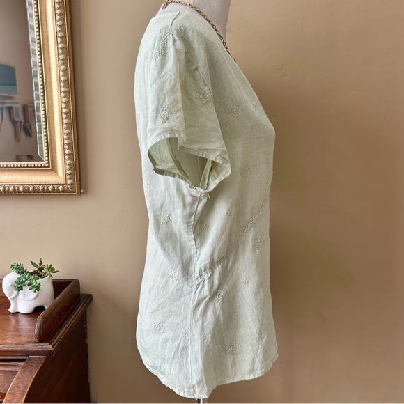 CP Shades Irish Linen Short Sleeve Top Blouse V-Neck Light Green Embroidered L - Picture 5 of 8